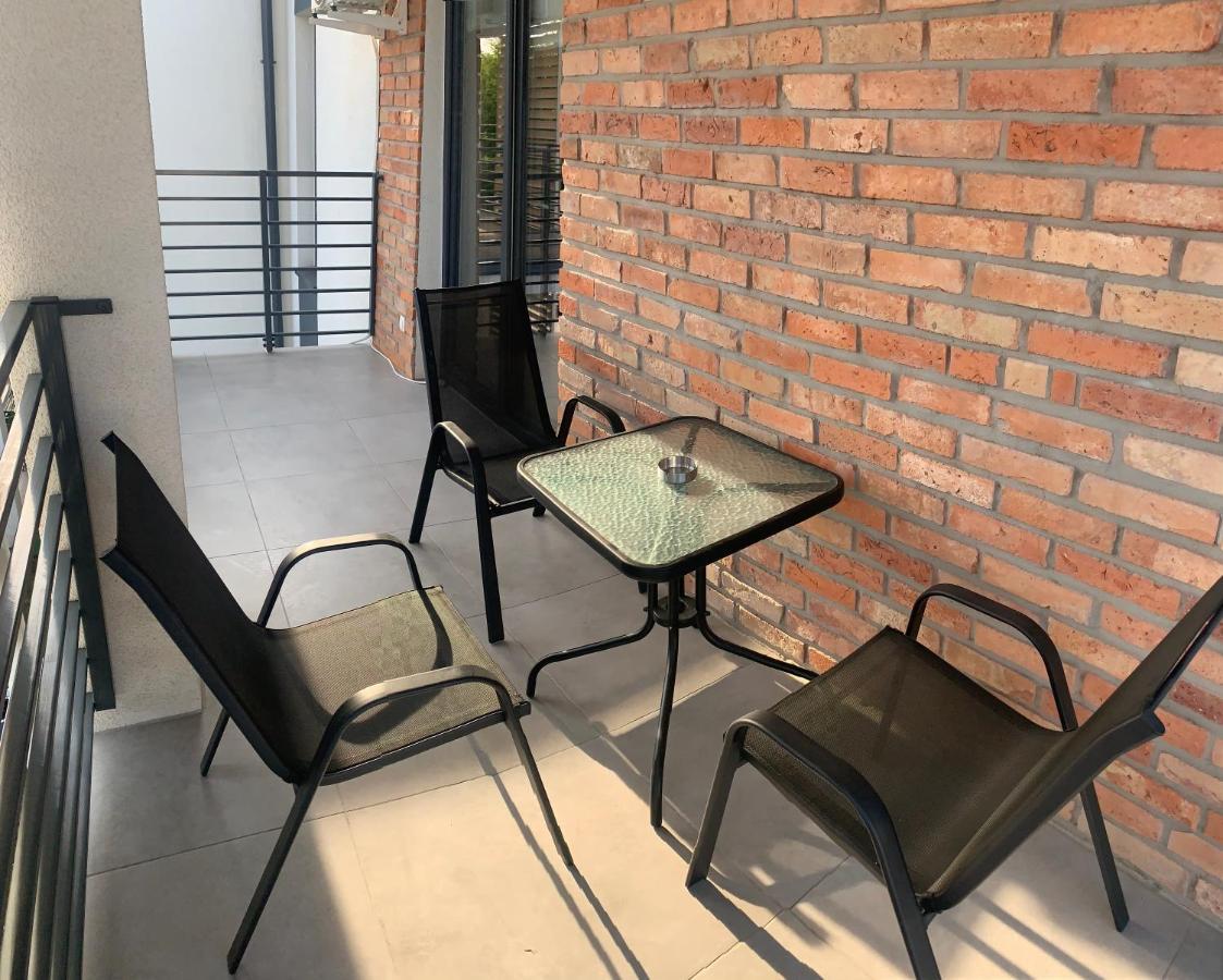 Klimatyzowany Apartament Z Miejscem Garazowym Гожув-Велькопольски Экстерьер фото